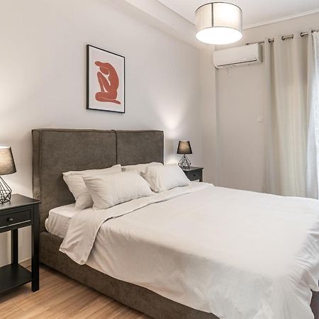 Spacious 2Bd Apt Next To Metro أثينا المظهر الخارجي الصورة
